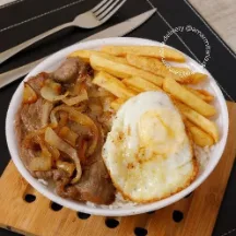 Bife à cavalo 