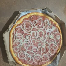 Calabresa Acebolada