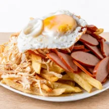 Salchipapa Misto Especial