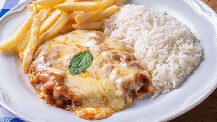 Bife á Parmegiana 