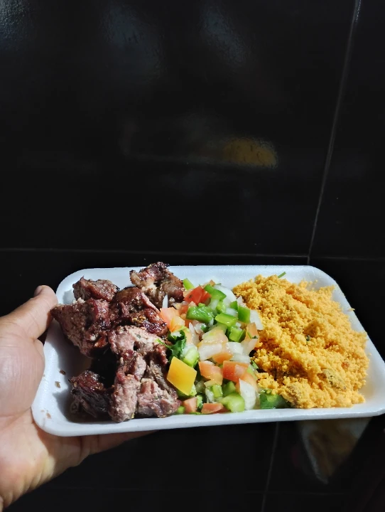 Pratinho com molho farofa