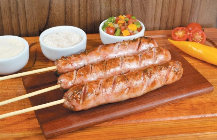Espeto de linguiça 