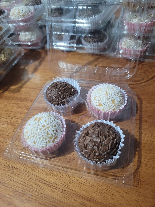 Brigadeiro e Branquinho 
