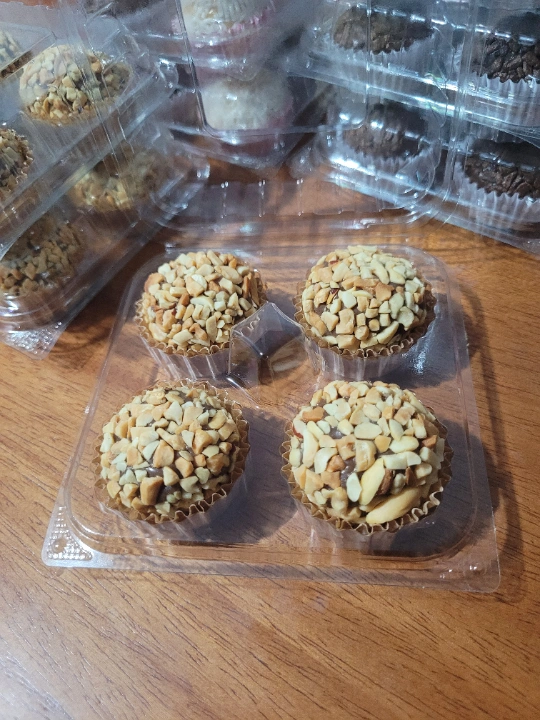 Brigadeiro com amendoim 