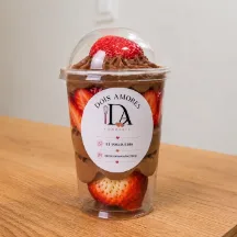Copo Morango e Chocolate 