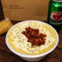 Frango catupiry e bacon