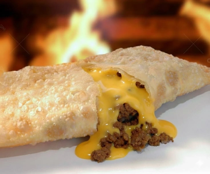 Carne e cheddar 